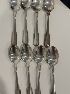 Polished Silver Dessert Spoon Set - Classic Stainless Flatware (8 Pieces)